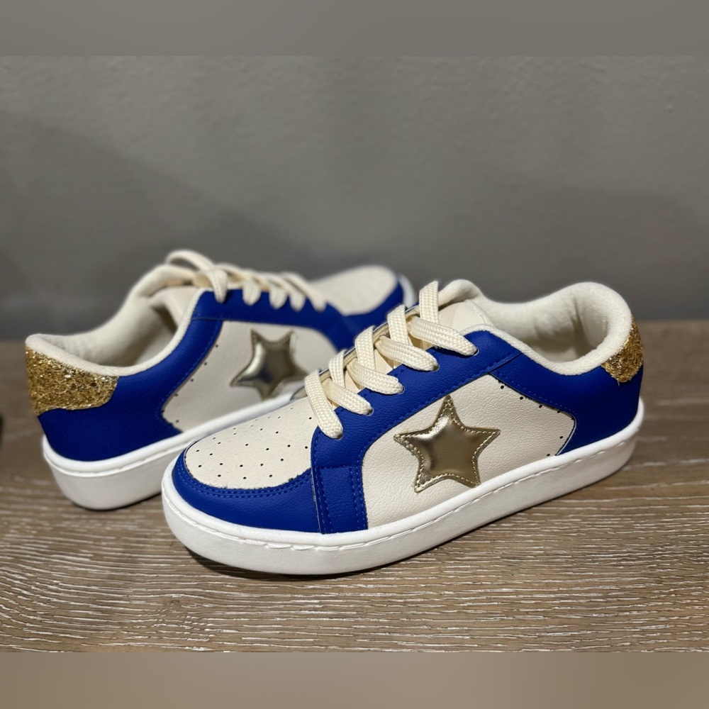 NEW NEVER WORN-MKS Women’s star Blue&Gold Star boutique sneakers. Originally $70